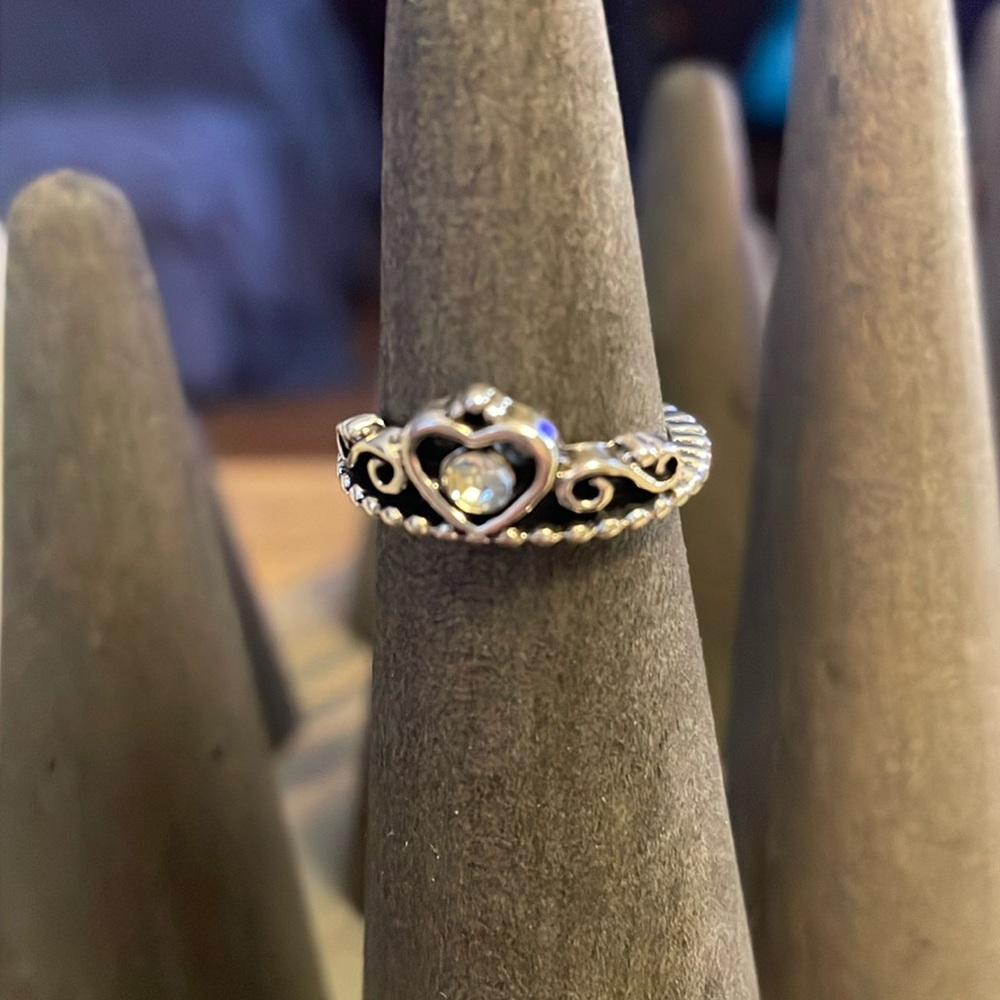 Heart crown silver tone ring with clear stone